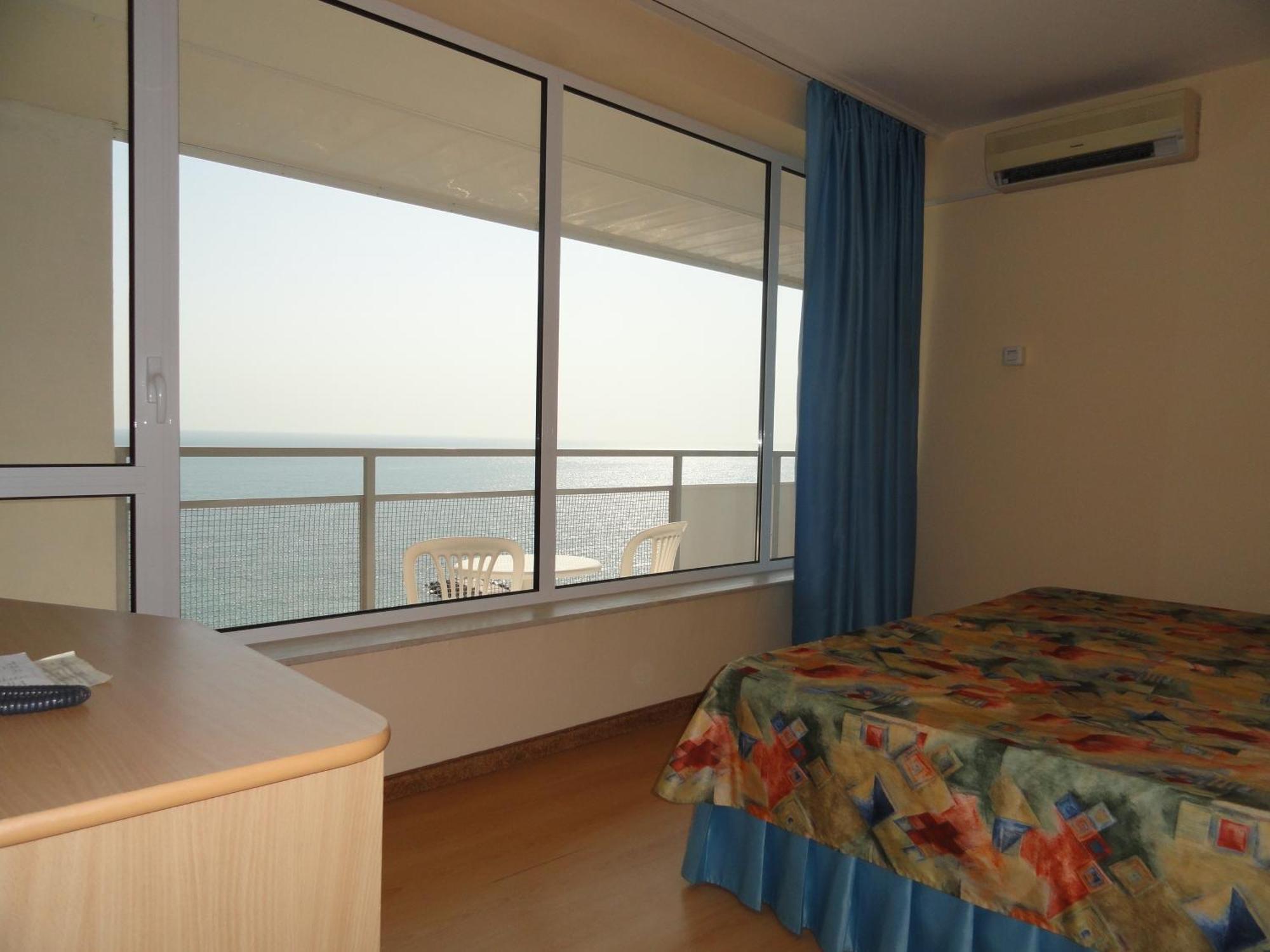 Camera Doppia con Letti Singoli con Balcone e Vista Mare